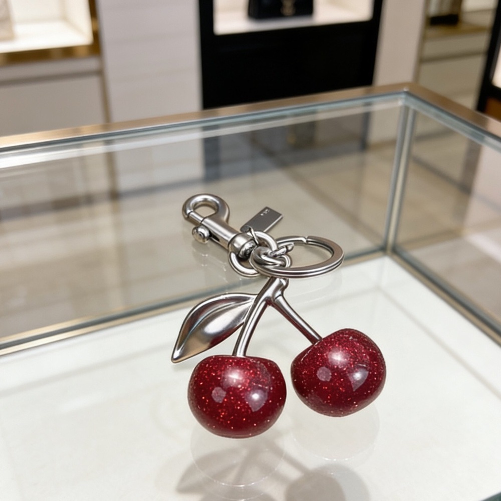 coach Cherry bag key chain - Picture 5 of 6
